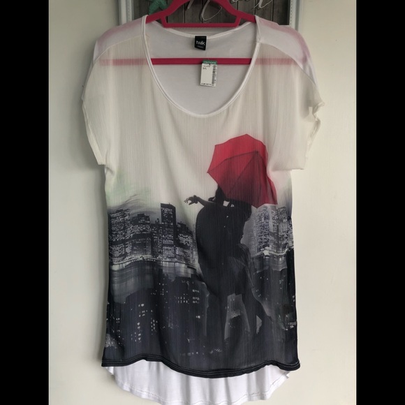 🎁3/$30 BNWT Simons Sheer top - Picture 1 of 2